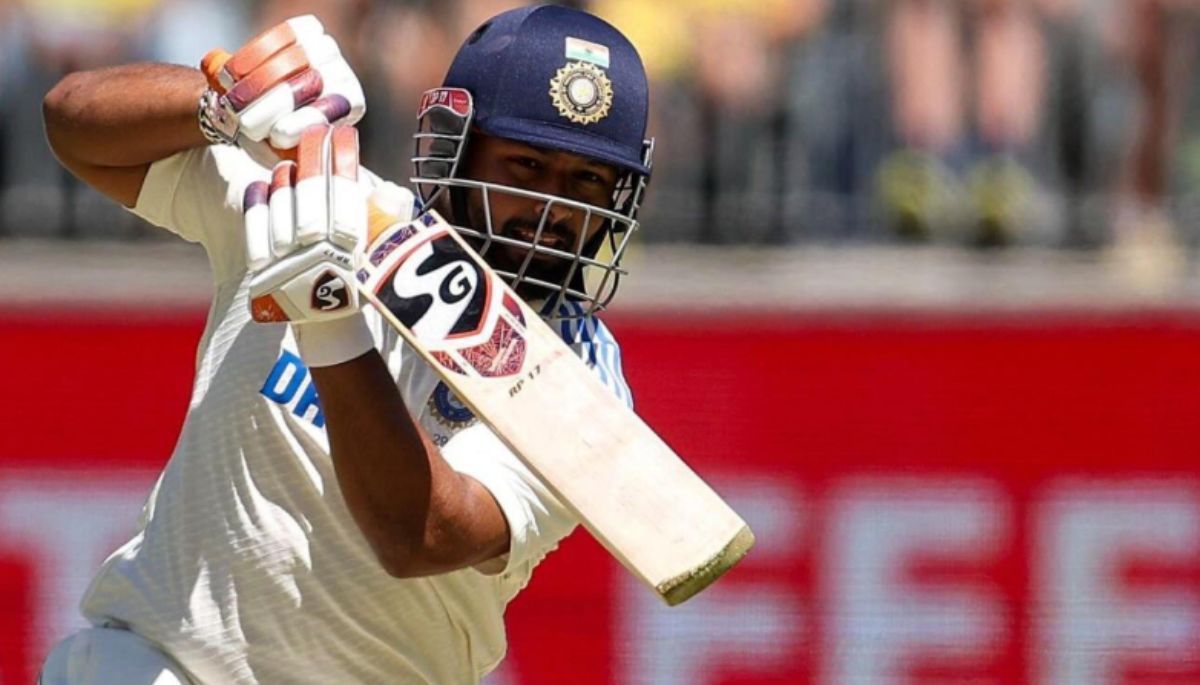 India's veteran spinner Ravichandran Ashwin said that Rishabh Pant plays too many risky shots